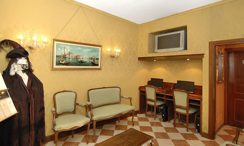 Отель Antica Locanda Al Gambero Венеция