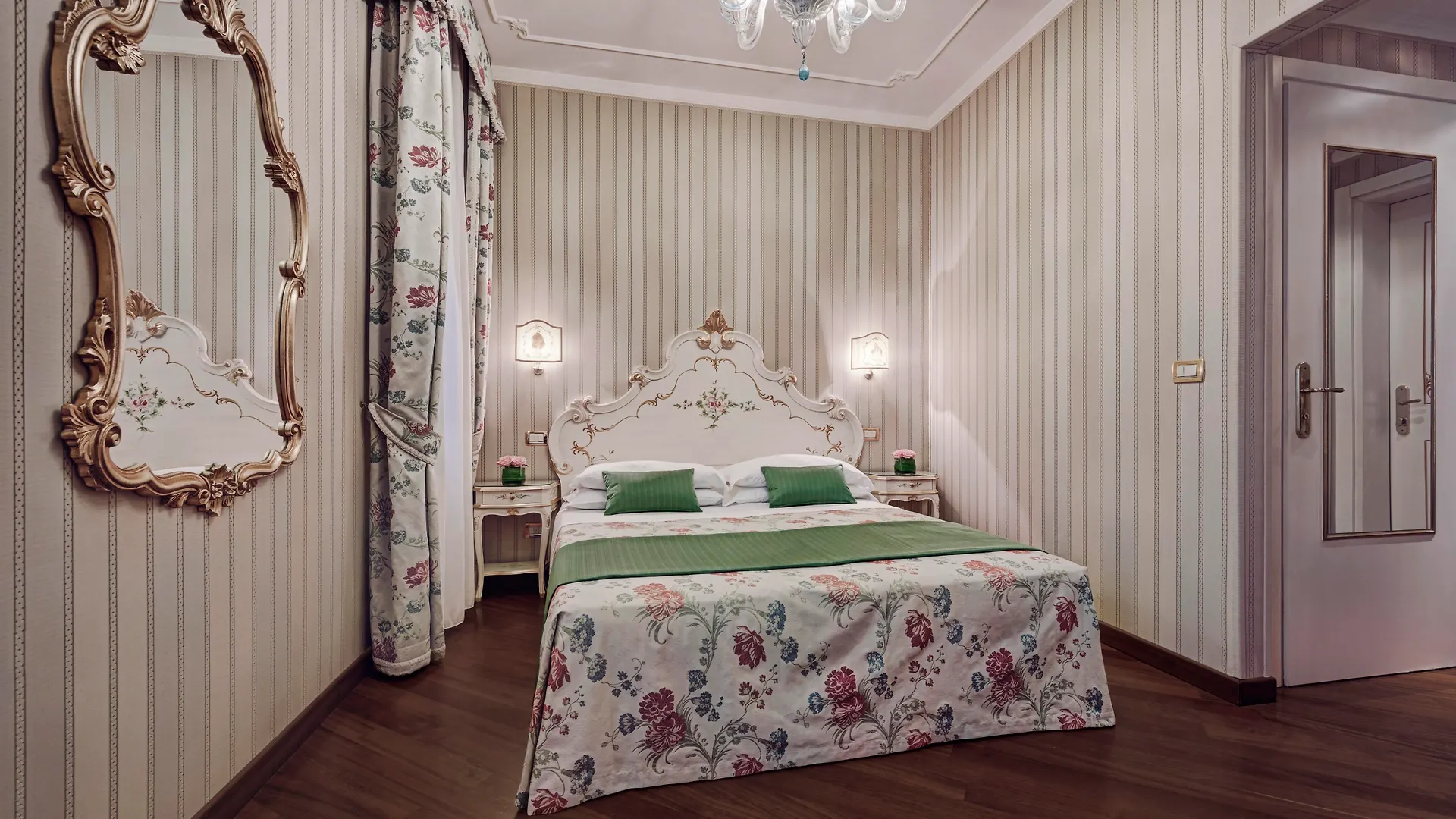 Antica Locanda Al Gambero Venice Italy